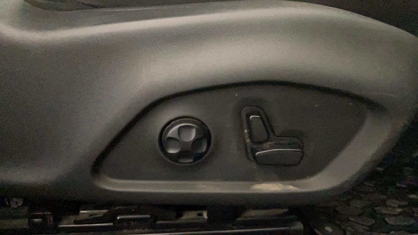 2021 Jeep Compass MODEL S (O) 2.0 DIESEL, Diesel, Manual, 63,410 km, Driver Side Adjustment Panel