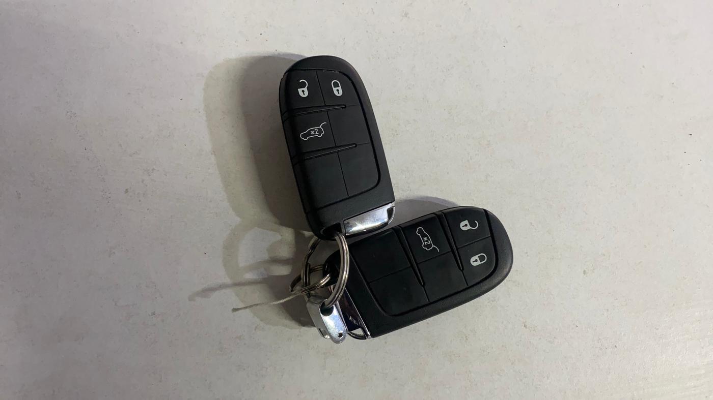 2021 Jeep Compass MODEL S (O) 2.0 DIESEL, Diesel, Manual, 63,410 km, Key Close Up