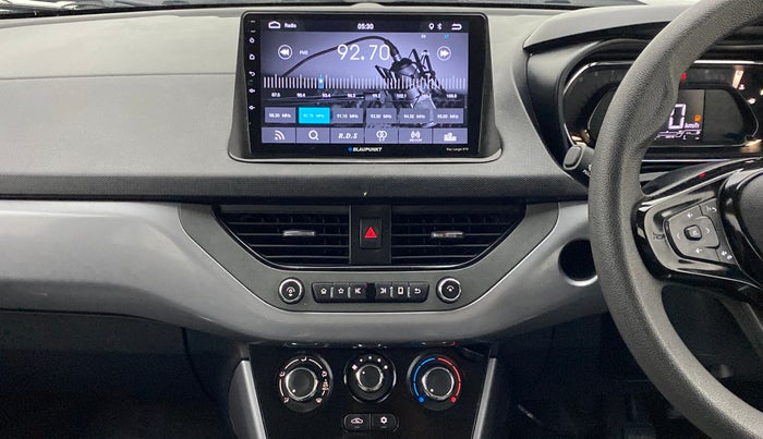 2020 Tata NEXON XM SUNROOF 1.2 RTN, Petrol, Manual, 18,487 km, Air Conditioner