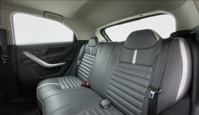 2020 Tata NEXON XM SUNROOF 1.2 RTN, Petrol, Manual, 18,487 km, Right Side Rear Door Cabin