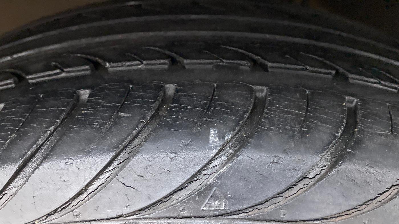 2012 Hyundai i20 ASTA 1.2, Petrol, Manual, 41,429 km, Right Front Tyre Tread