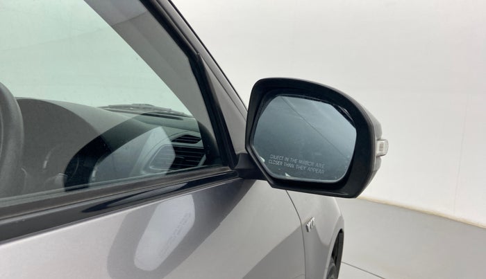 2012 Maruti Swift VXI, Petrol, Manual, 26,749 km, Right rear-view mirror - Mirror motor not working