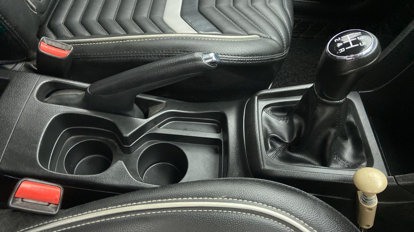 2019 Maruti Vitara Brezza ZDI, Diesel, Manual, 23,595 km, Gear Lever