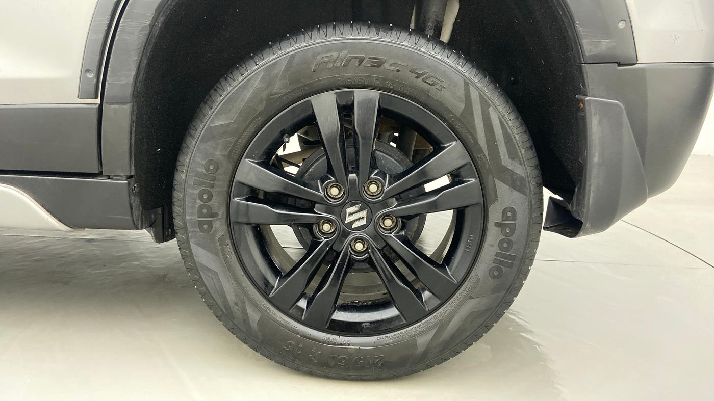 2019 Maruti Vitara Brezza ZDI, Diesel, Manual, 23,595 km, Left Rear Wheel
