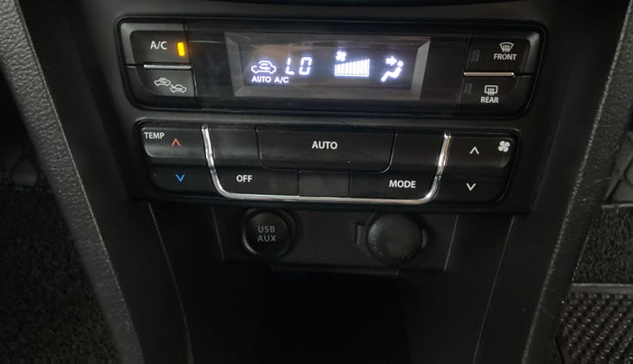 2019 Maruti Vitara Brezza ZDI, Diesel, Manual, 23,595 km, Automatic Climate Control