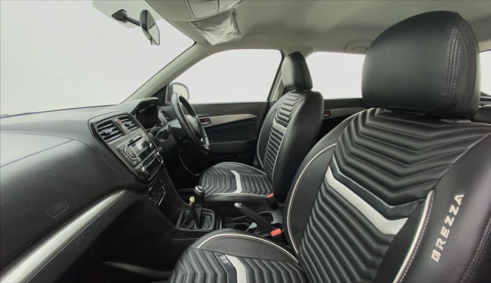 2019 Maruti Vitara Brezza ZDI, Diesel, Manual, 23,595 km, Right Side Front Door Cabin