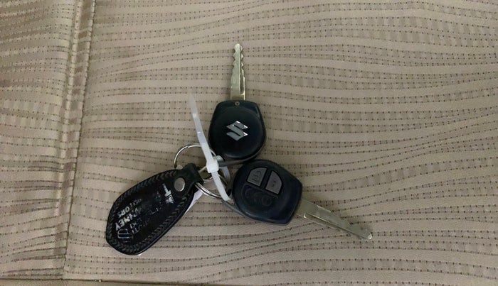 2017 Maruti Dzire VXI, Petrol, Manual, 51,253 km, Key Close Up