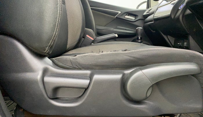 2017 Honda WR-V 1.5L I-DTEC VX MT, Diesel, Manual, 1,40,444 km, Driver Side Adjustment Panel