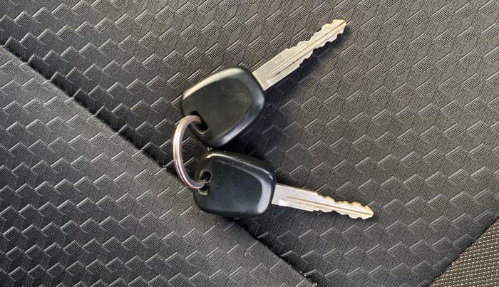 2020 Maruti Baleno SIGMA PETROL 1.2, Petrol, Manual, 29,543 km, Key Close Up