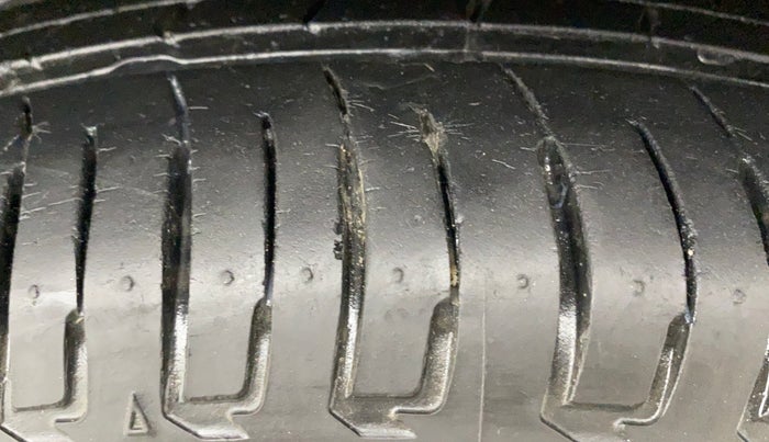 2018 Hyundai Elite i20 ASTA 1.2  CVT, Petrol, Automatic, 58,209 km, Right Front Tyre Tread