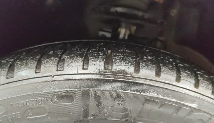 2016 Volkswagen Polo GT TSI AT, Petrol, Automatic, 1,04,392 km, Left Front Tyre Tread