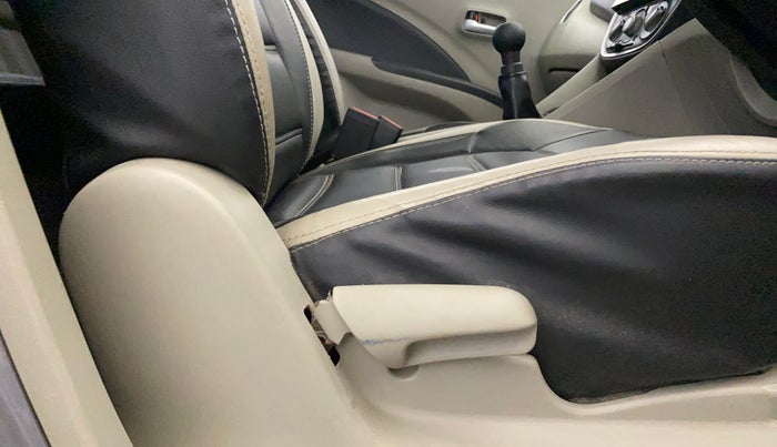 2015 Maruti Celerio VXI, Petrol, Manual, 62,696 km, Driver Side Adjustment Panel