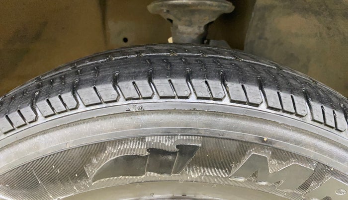 2021 Maruti New Wagon-R LXI CNG 1.0, CNG, Manual, 68,180 km, Right Front Tyre Tread