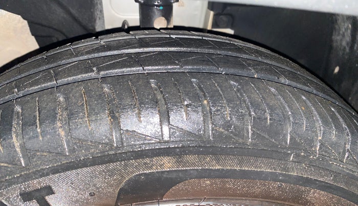 2021 Renault Kwid RXL 1.0, Petrol, Manual, 18,927 km, Right Front Tyre Tread