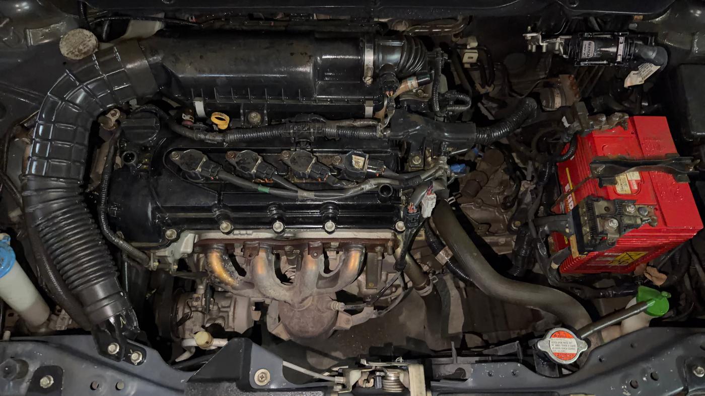 2019 Maruti Swift VXI, Petrol, Manual, 47,987 km, Engine View