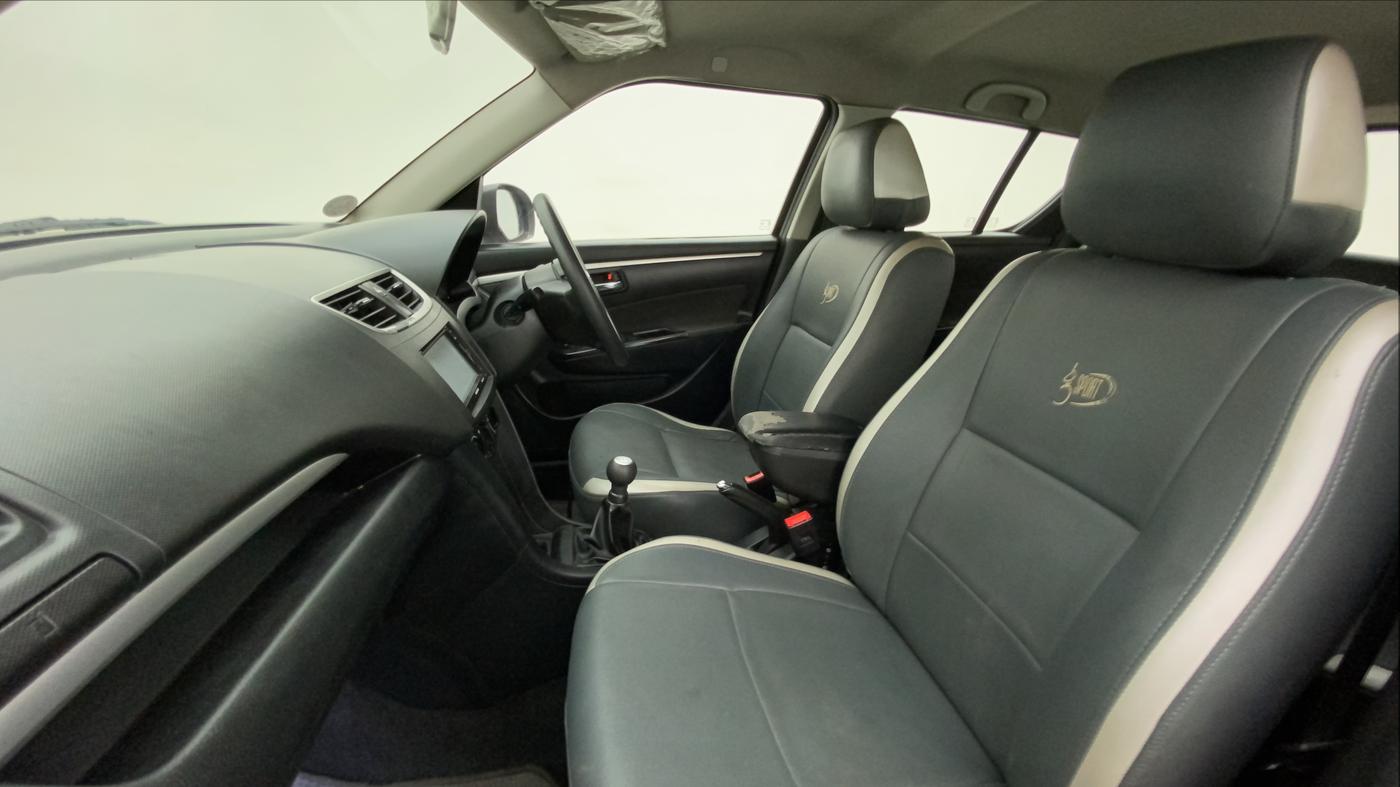2012 Maruti Swift VXI, Petrol, Manual, 60,606 km, Right Side Front Door Cabin