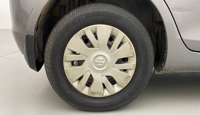 2012 Maruti Swift VXI, Petrol, Manual, 60,606 km, Right Rear Wheel