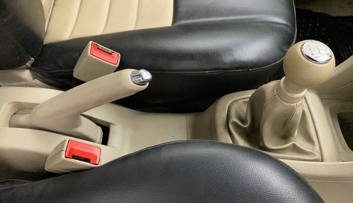 2016 Maruti Swift Dzire VDI ABS, Diesel, Manual, 37,691 km, Gear Lever