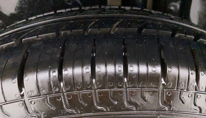 2016 Maruti Swift Dzire VDI ABS, Diesel, Manual, 37,691 km, Left Rear Tyre Tread