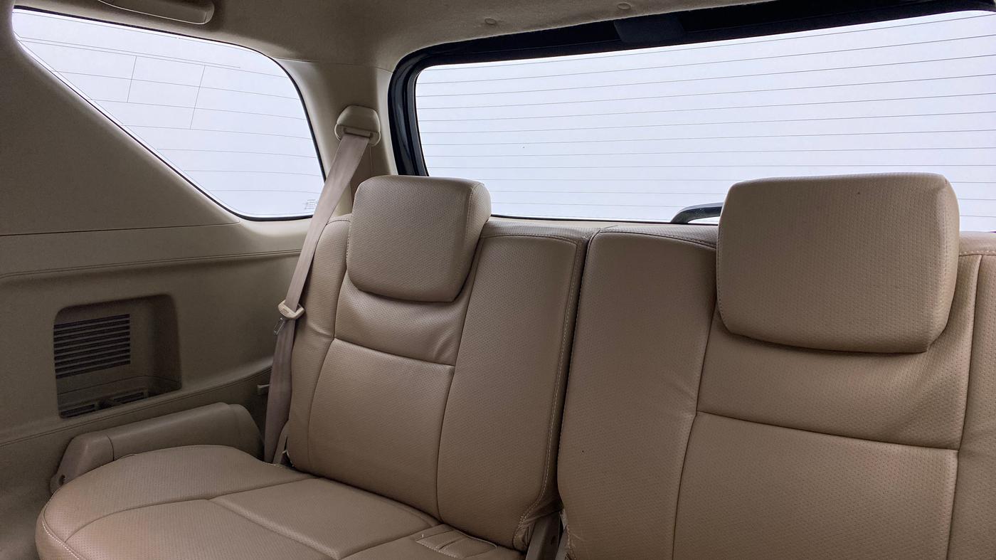 2012 Toyota Fortuner 3.0 AT 4X2, Diesel, Automatic, 1,99,118 km, Third Seat Row ( optional )