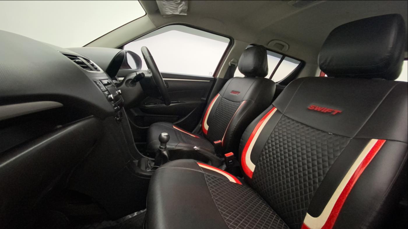 2015 Maruti Swift VXI, Petrol, Manual, 59,206 km, Right Side Front Door Cabin