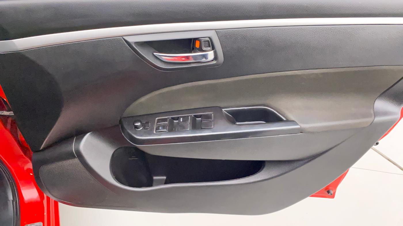 2015 Maruti Swift VXI, Petrol, Manual, 59,206 km, Driver Side Door Panels Control
