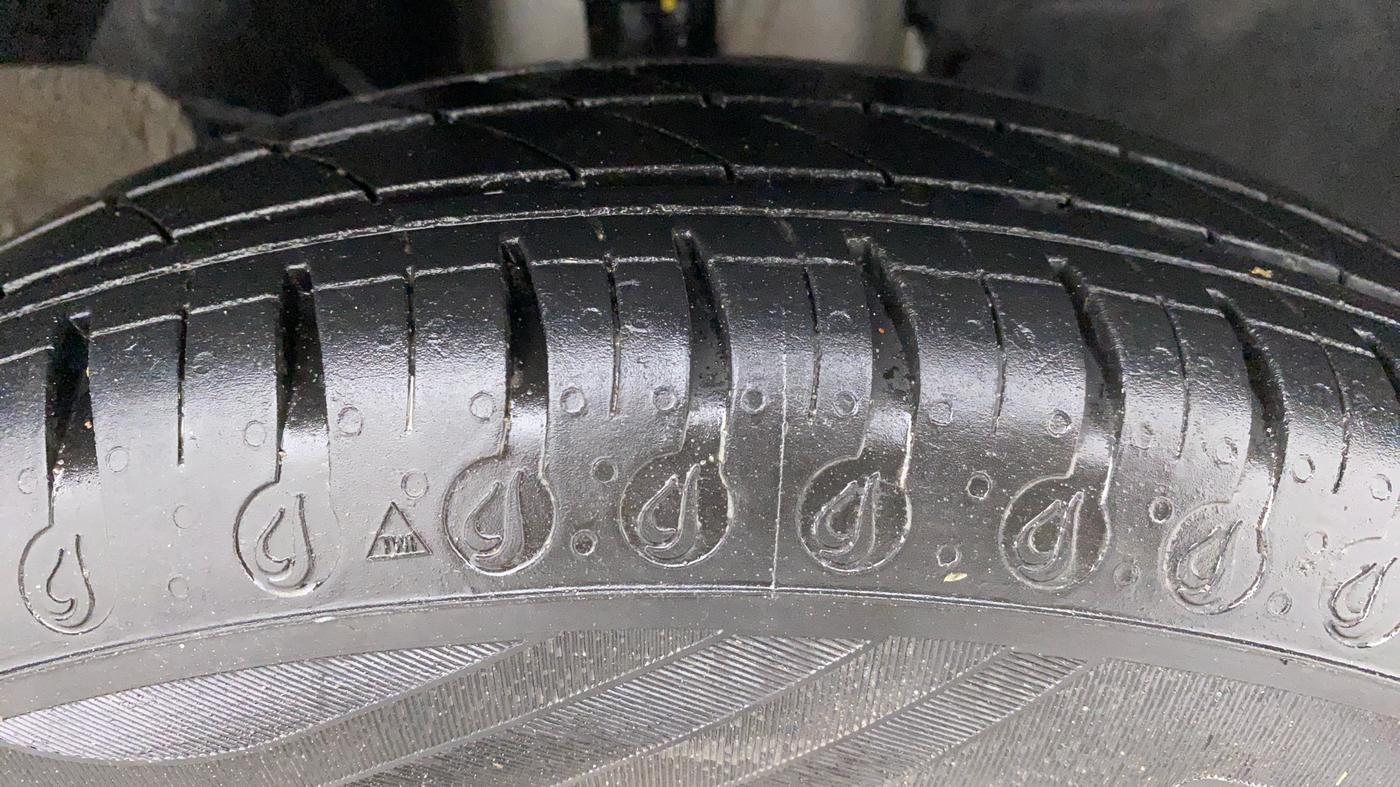 2021 Renault Kwid 1.0 RXL, Petrol, Manual, 22,532 km, Right Front Tyre Tread