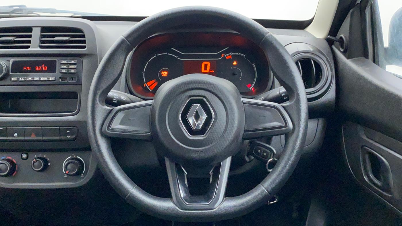 2021 Renault Kwid 1.0 RXL, Petrol, Manual, 22,532 km, Steering Wheel Close Up