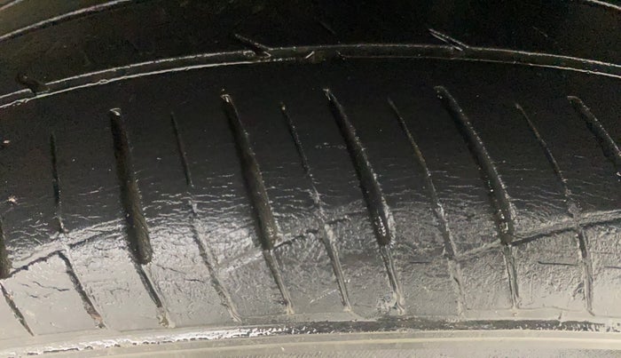 2019 Hyundai Elite i20 ASTA 1.2 (O), Petrol, Manual, 49,142 km, Left Rear Tyre Tread