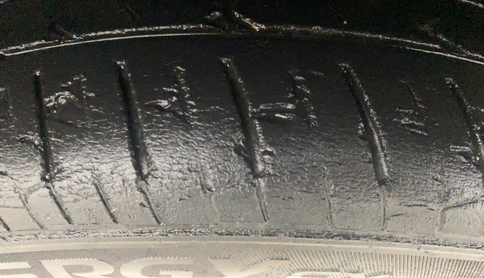 2019 Hyundai Elite i20 ASTA 1.2 (O), Petrol, Manual, 49,142 km, Right Front Tyre Tread