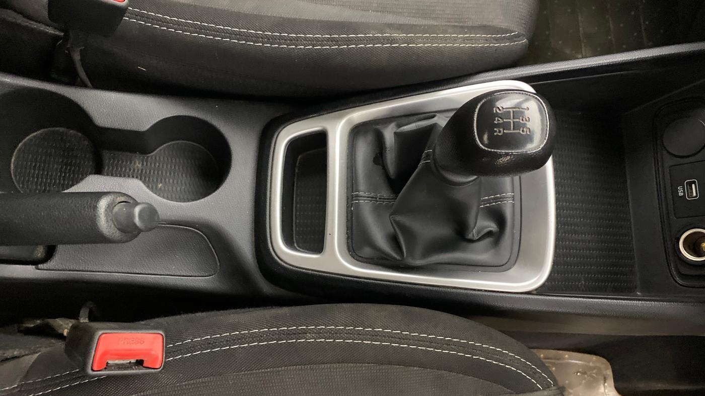 2021 Hyundai VENUE S 1.2, Petrol, Manual, 50,889 km, Gear Lever