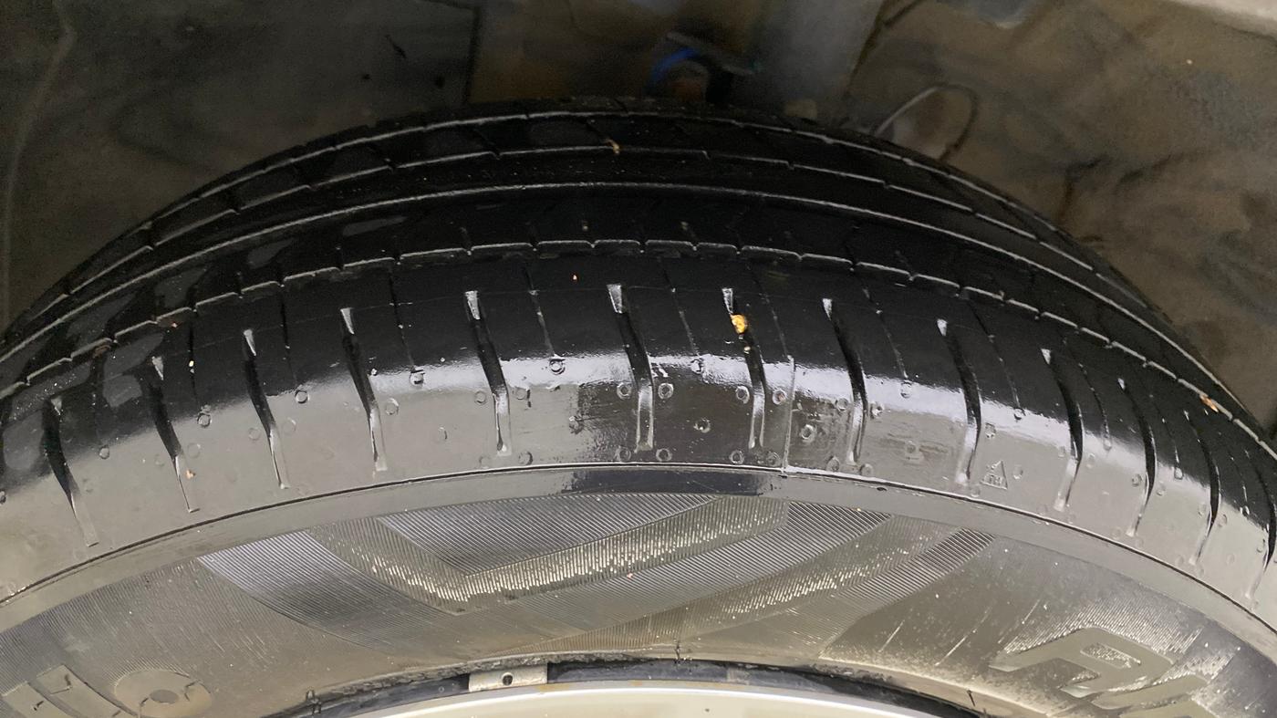 2021 Hyundai VENUE S 1.2, Petrol, Manual, 50,889 km, Left Front Tyre Tread
