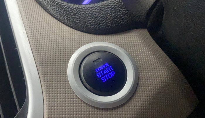 2018 Hyundai Creta SX AT 1.6 PETROL, Petrol, Automatic, 1,05,846 km, Keyless Start/ Stop Button