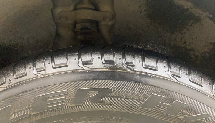 2018 Hyundai Creta SX AT 1.6 PETROL, Petrol, Automatic, 1,05,846 km, Right Rear Tyre Tread