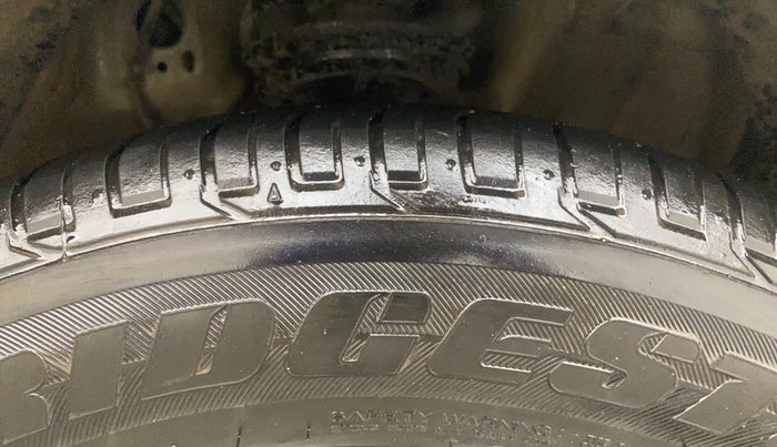 2018 Hyundai Creta SX AT 1.6 PETROL, Petrol, Automatic, 1,05,846 km, Right Front Tyre Tread