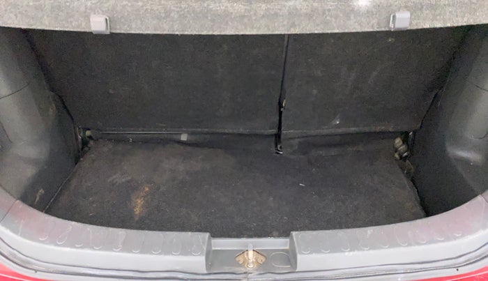 2014 Maruti Ritz ZXI, Petrol, Manual, 79,300 km, Boot Inside
