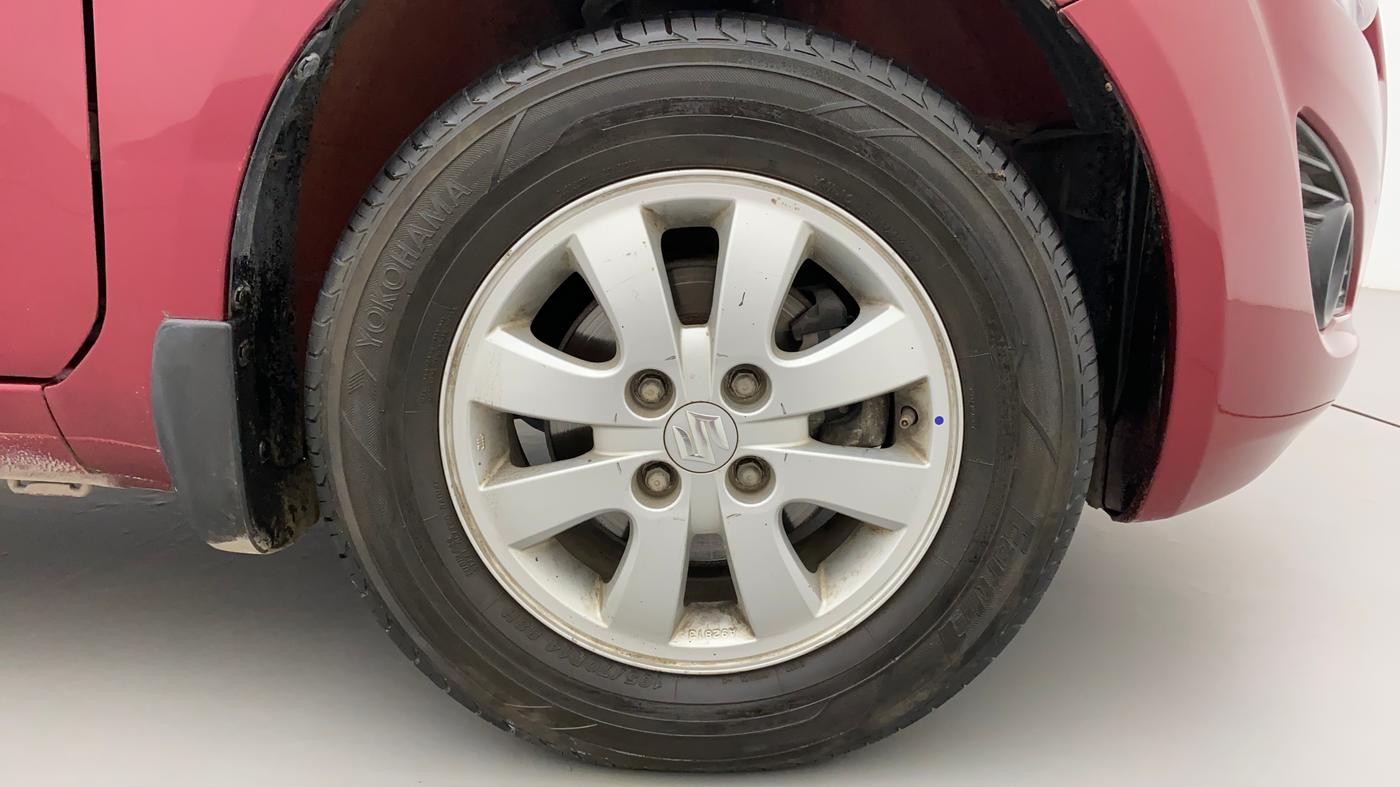 2014 Maruti Ritz ZXI, Petrol, Manual, 79,300 km, Right Front Wheel