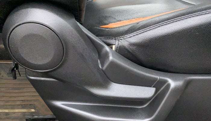 2019 Maruti New Wagon-R VXI (O) 1.0, Petrol, Manual, 57,971 km, Driver Side Adjustment Panel