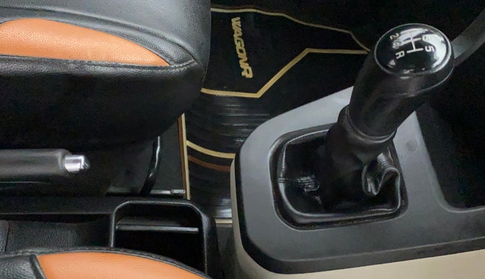 2019 Maruti New Wagon-R VXI (O) 1.0, Petrol, Manual, 57,971 km, Gear Lever