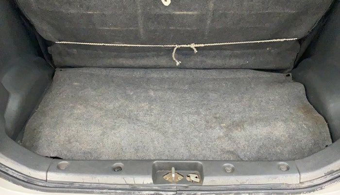 2010 Maruti Wagon R LXI MINOR, Petrol, Manual, 46,233 km, Boot Inside