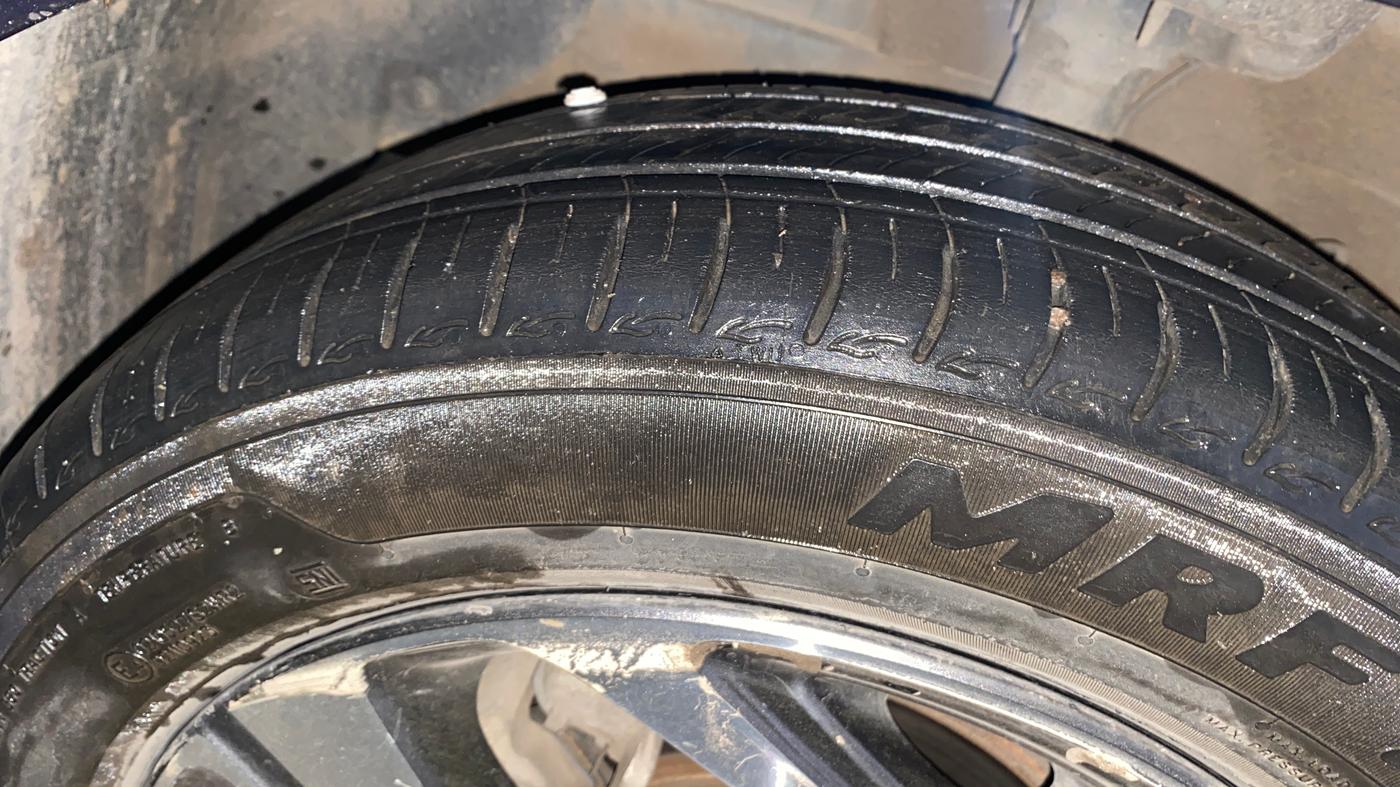 2023 Hyundai AURA SX 1.2 CNG, CNG, Manual, 91,199 km, Left Front Tyre Tread