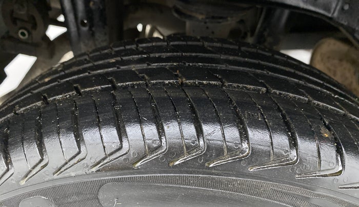 2017 Maruti Alto K10 VXI, Petrol, Manual, 91,002 km, Right Rear Tyre Tread
