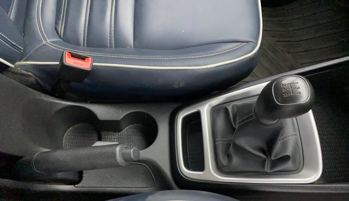 2020 Hyundai VENUE S 1.2, Petrol, Manual, 46,817 km, Gear Lever