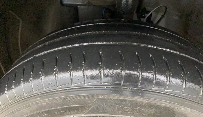 2020 Hyundai VENUE S 1.2, Petrol, Manual, 46,817 km, Left Front Tyre Tread