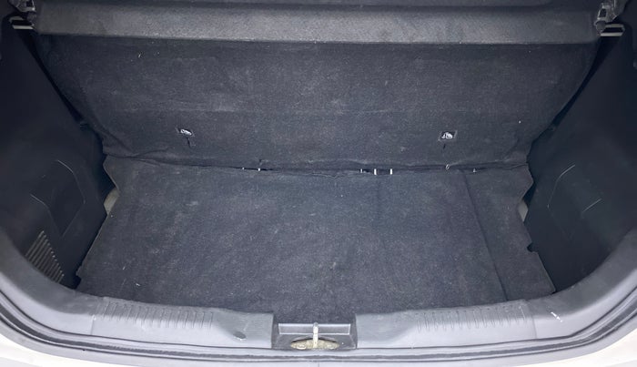 2018 Maruti IGNIS SIGMA 1.2 K12, Petrol, Manual, 31,283 km, Boot Inside