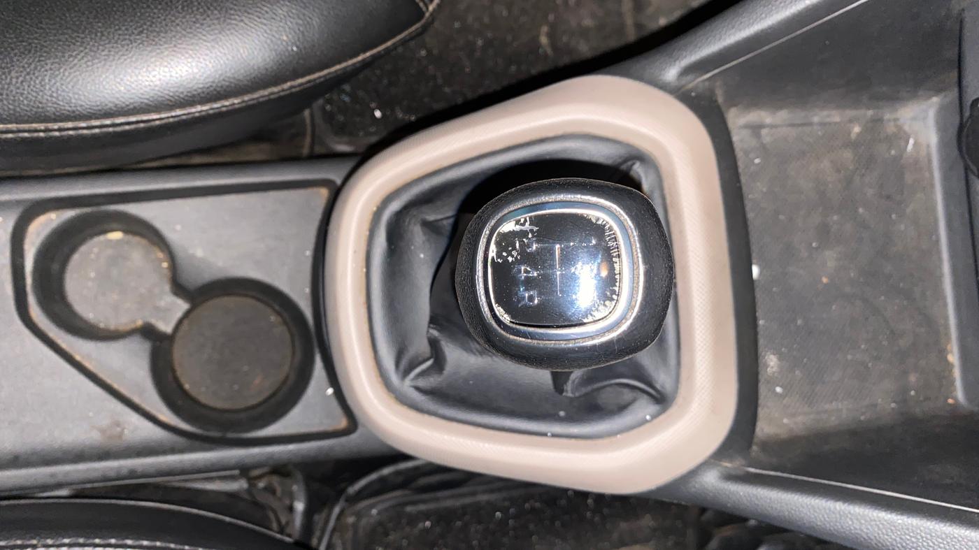 2019 Hyundai Grand i10 SPORTZ 1.2 KAPPA VTVT, Petrol, Manual, 61,679 km, Gear Lever