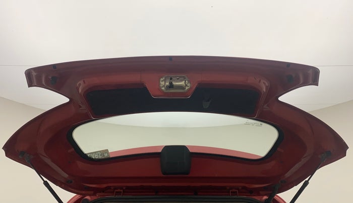 2016 Mahindra Kuv100 K4 PLUS D 6 STR, Diesel, Manual, 97,747 km, Boot Door Open