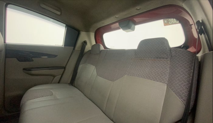 2016 Mahindra Kuv100 K4 PLUS D 6 STR, Diesel, Manual, 97,747 km, Right Side Rear Door Cabin