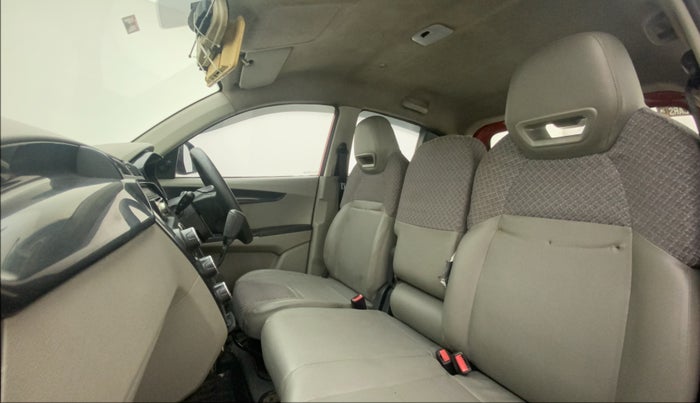 2016 Mahindra Kuv100 K4 PLUS D 6 STR, Diesel, Manual, 97,747 km, Right Side Front Door Cabin