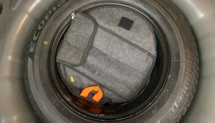 2022 Hyundai NEW I20 ASTA (O) 1.2 MT, Petrol, Manual, 1,00,478 km, Spare Tyre